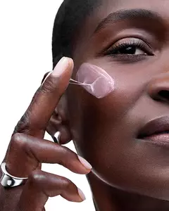 Illustration for an article Skincare
