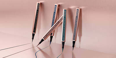 Women wearing matte liquid eyeliner looks