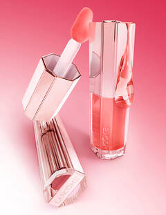 Illustration for an article Makeup
