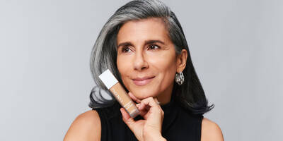 Model with skin over 45 wearing Renergie Lift Makeup Foundation for mature skin