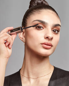 Illustration for an article Skincare