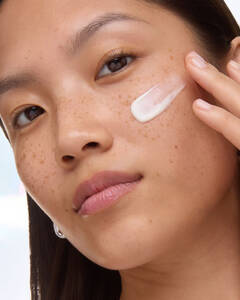 Illustration for an article Skincare