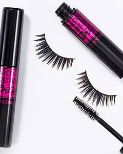 Illustration for an article Skincare