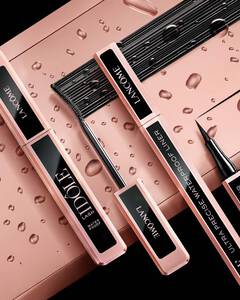 Illustration for an article Skincare