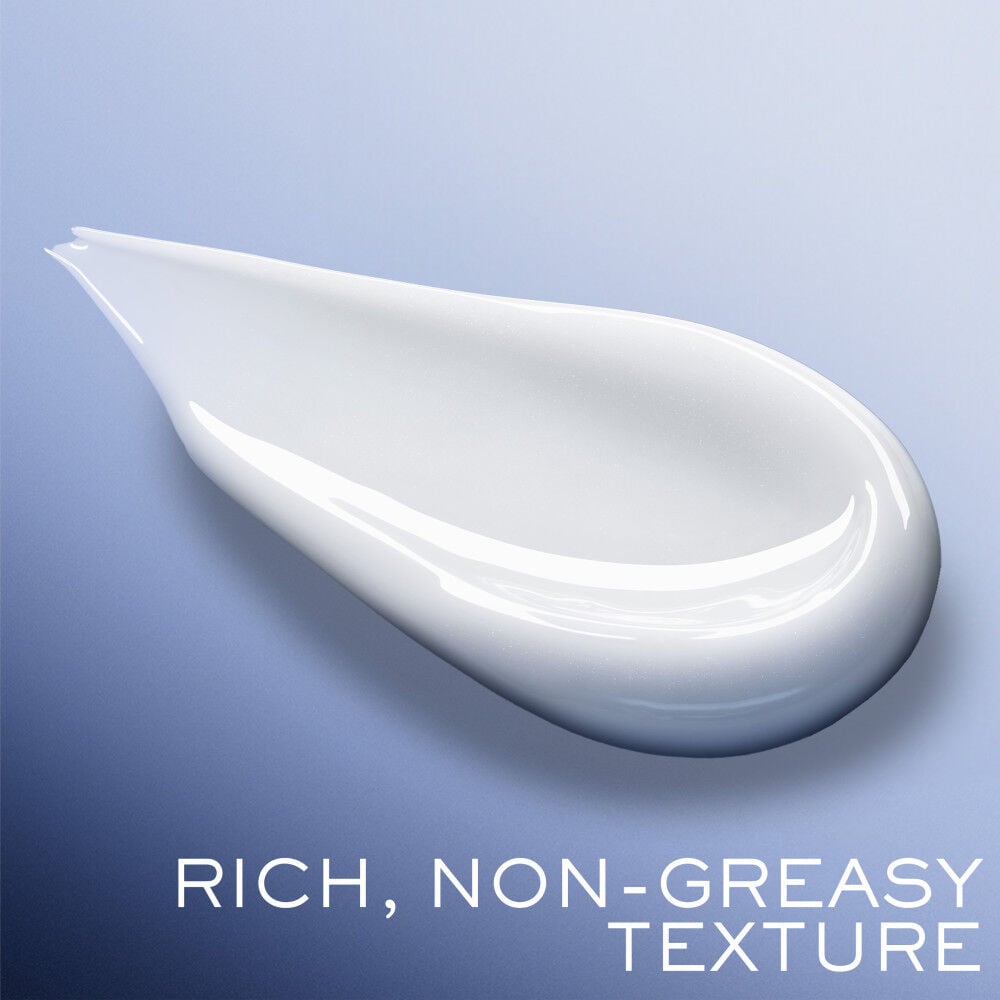 Genifique Ultimate Eye Cream has a rich, non-greasy texture 