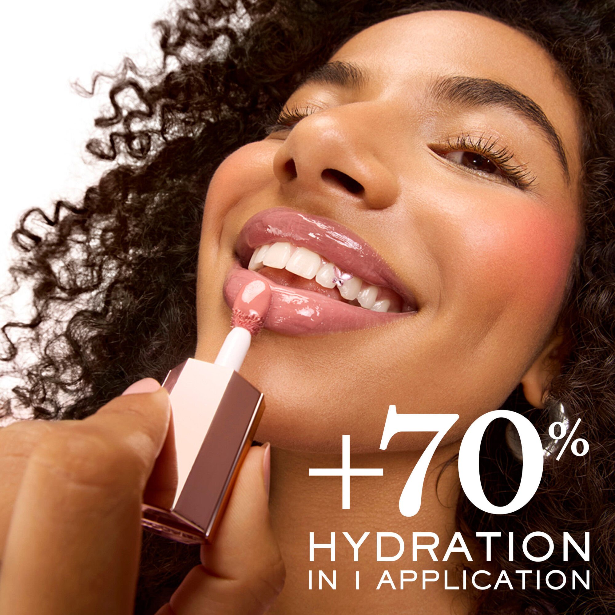 JuicyTreat Lip Oil Gloss offers +70% hydration in one application 