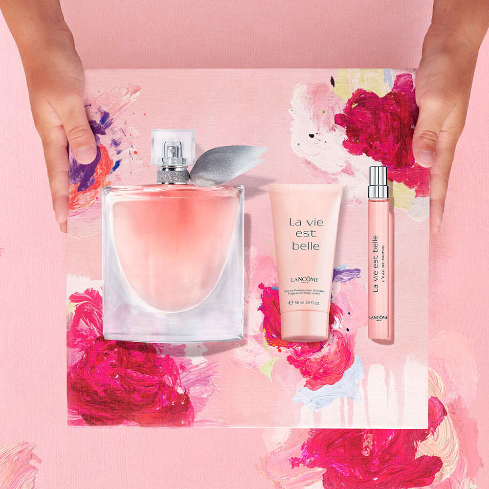 La Vie Est Belle Gift Set