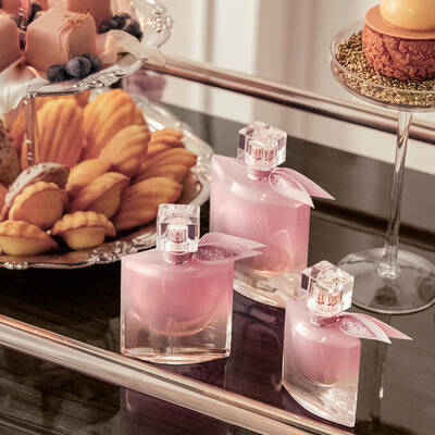 <a href="https://www.lancome-usa.com/fragrance/fragrance-by-collection/la-vie-est-belle/la-vie-est-belle-lelixir-eau-de-parfum/00973-LAC.html" class="c-button m-secondary ">DISCOVER</a>