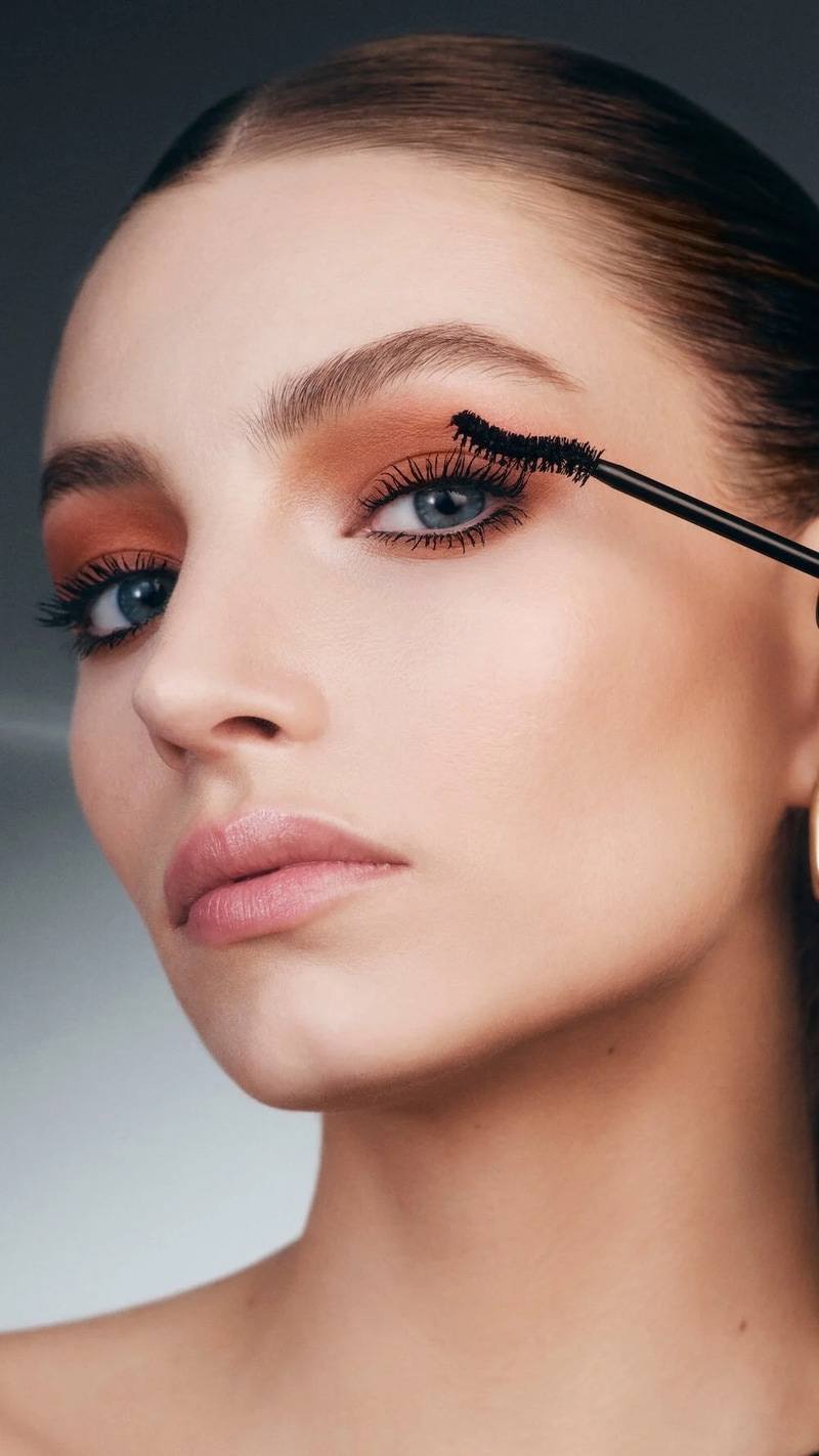 Visual of Lancôme with a beautiful eye makeup